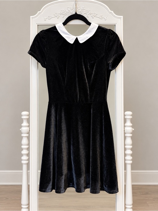 Hot Topic Dresses & Skirts - Hot Topic Black Velvet Peter Pan Collar Wednesday Adam’s dress XS